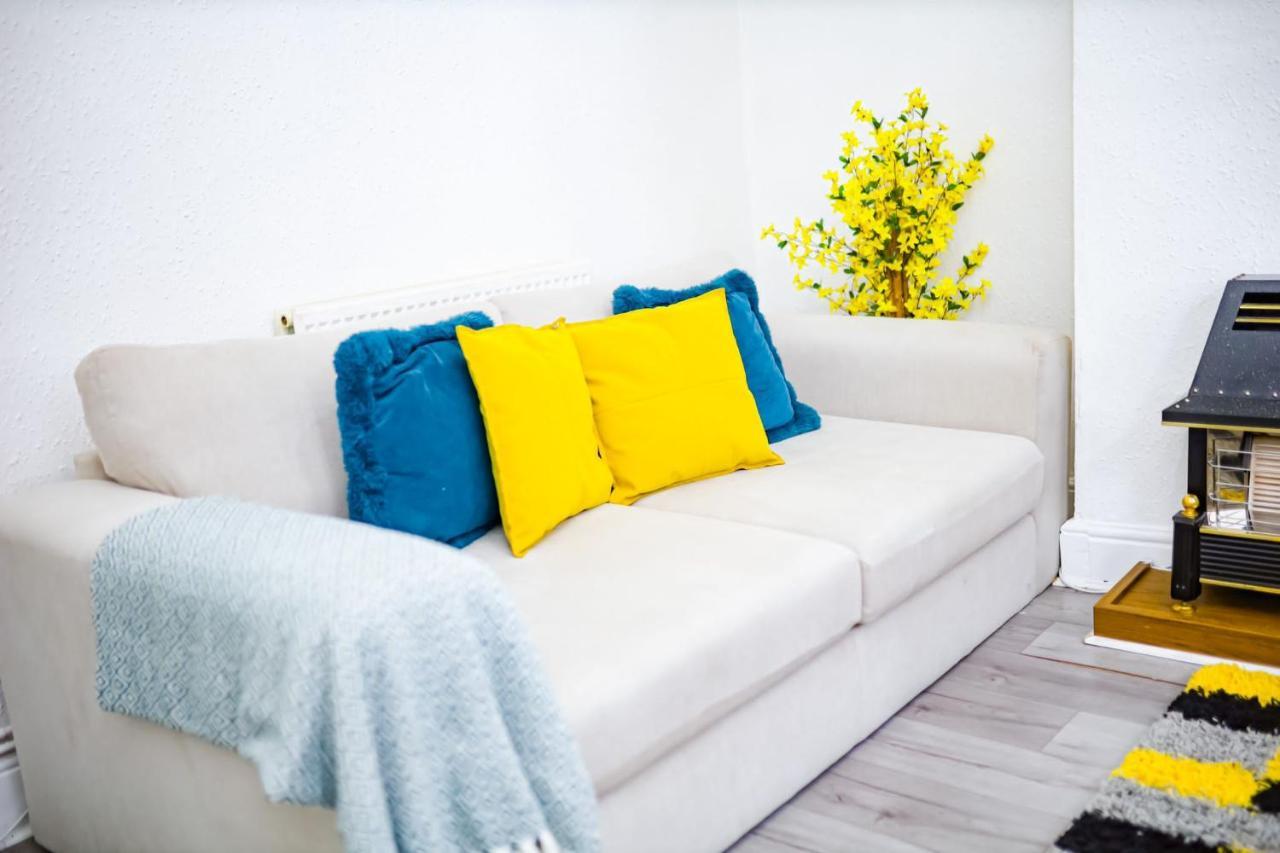 Beautiful 2 Bedroom House - Free Parking - Lt House Лестер Экстерьер фото